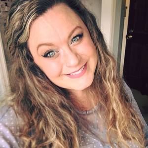 Meet your Posher, Alicia